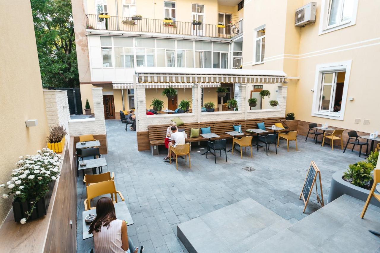 Discovery Hotel Lviv Exterior foto
